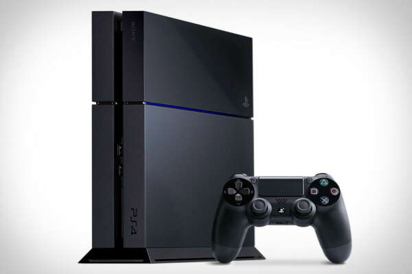 Play Station 4