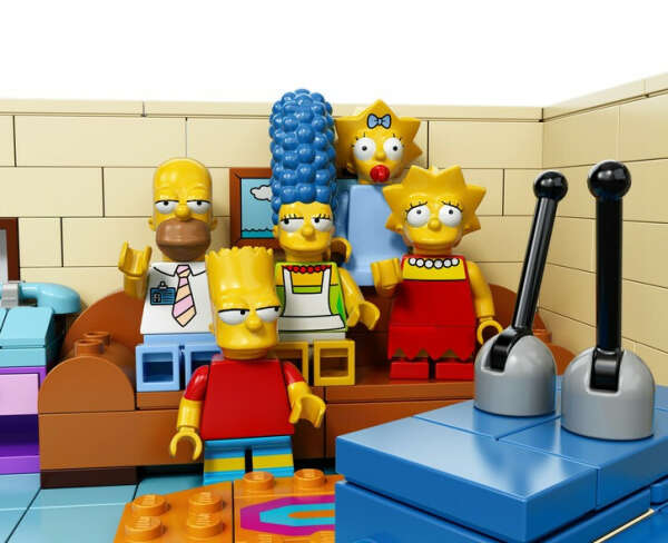 LEGO Simpson