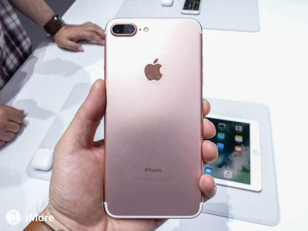 Apple iPhone 7 Plus 32Gb Rose Gold