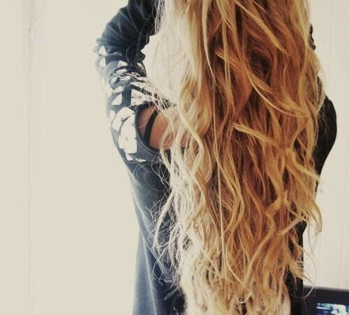 Длинные густые волосы