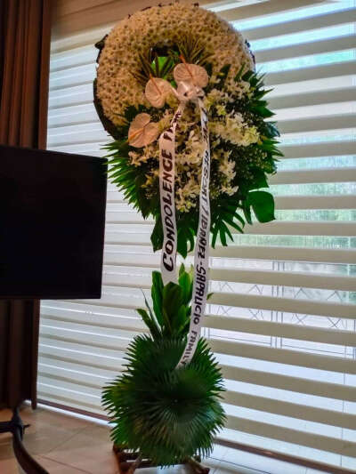 Noble Display | mscpFuneral Flowers Philippines