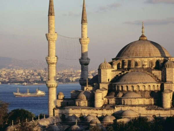 Побывать в Стамбуле, погулять