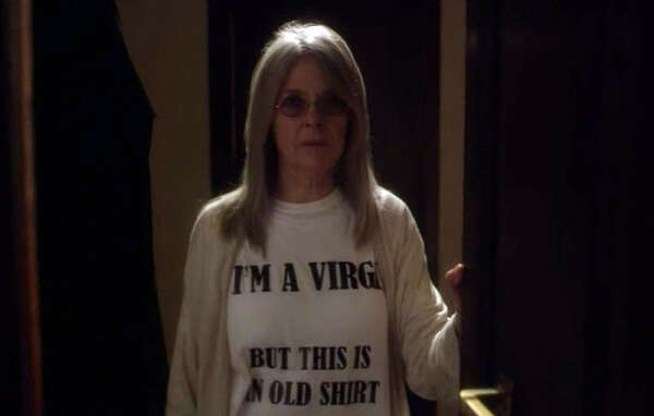 Футболка с надписью "I&#039;m a virgin but this is an old shirt"