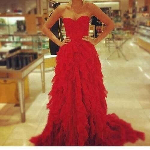 Красное платье хочу