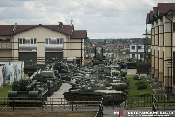 Посетить Музей отечественной военной истории в Падиково