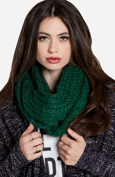 DailyLook: Fuzzy Knit Infinity Scarf