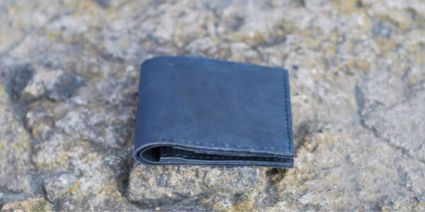 Кожаный кошелёк от Bagllet