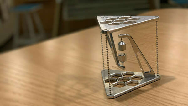 Magnetic Tensegrity Table