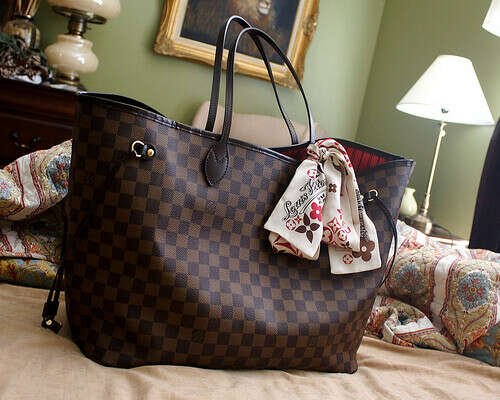 Louis Vuitton Neverfull