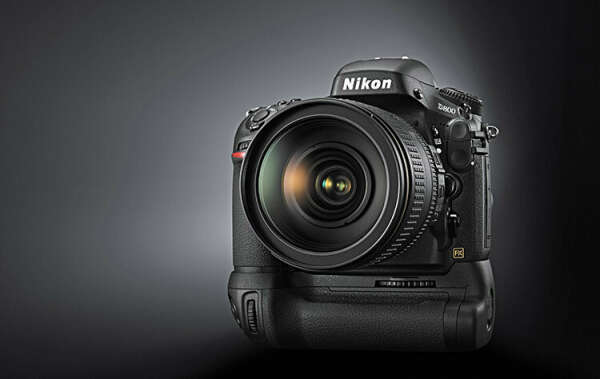 Nikon D800 36MP DSLR - 9886 Activiations / Auslösungen