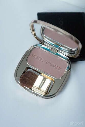 Румяна Luminous Cheek Colour the Blush (оттенок № 22 Tan) от Dolce & Gabbana