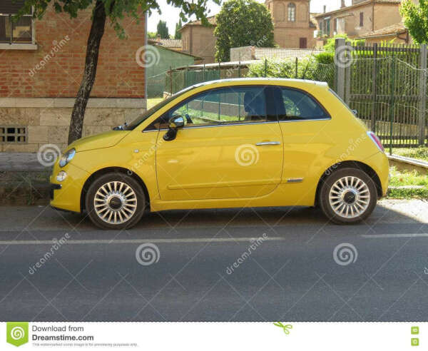 fiat 500 yellow