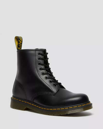 Dr Martens classic black boots, даже боюсь думать сколько они сейчас стоят