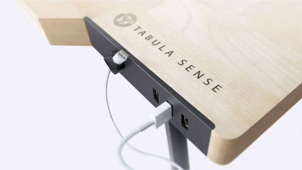 Tabula Sense - рабочие столы, мебель со встроенной электроникой
