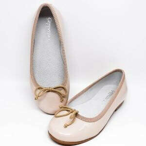 Geppetto&#039;s Girls Nude Patent Leather Ballerina Shoes