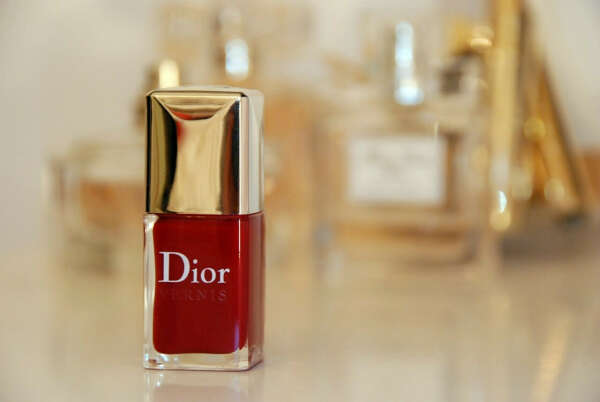 Лак Dior (Королевский красный)