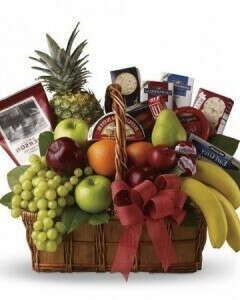 4 items fruits w/gift basket In Philippines