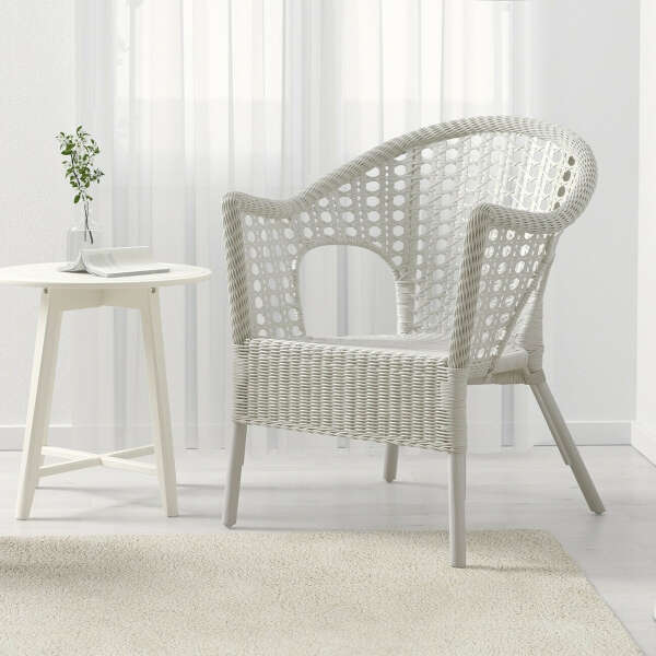 Белое плетёное кресло Ikea Finntorp