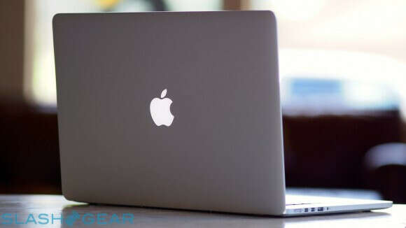 Apple – MacBook