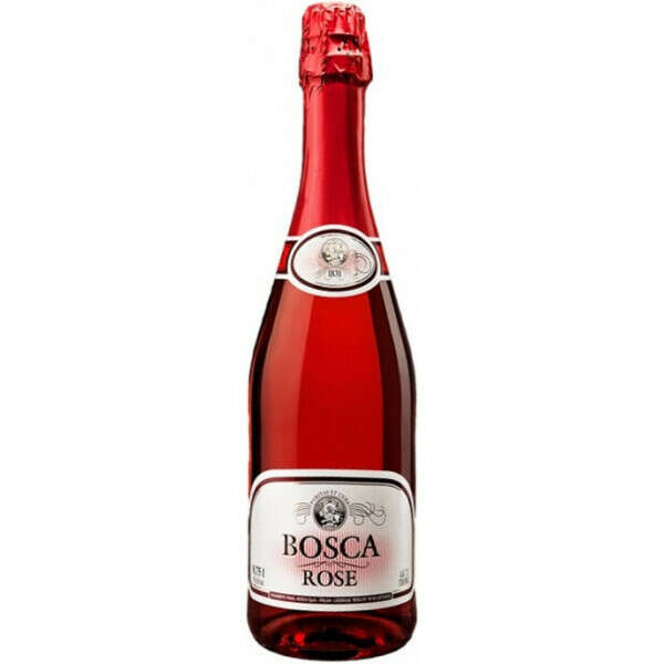 бутылка красивого шампанского (типа bosca rose)