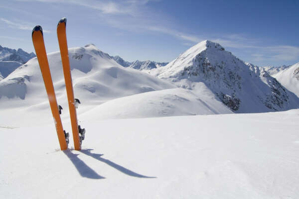 Поехать в европу кататься на лыжах