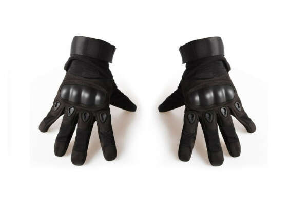 Черные перчатки из углеволокна
