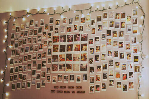 Стена с фотографиями