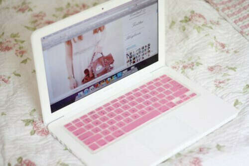Розовый Ноутбук