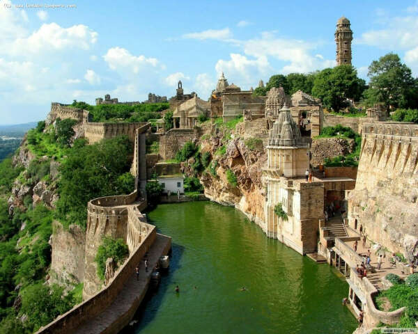 Читторгарх. Benteng Chittorgarh. Индия