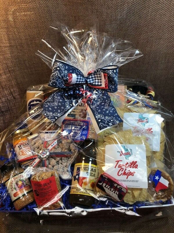 All Things Texas Premium Gift Bsket | Texas Treats Gift Baskets