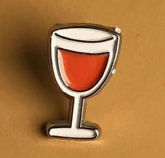 Значок бокал вина
