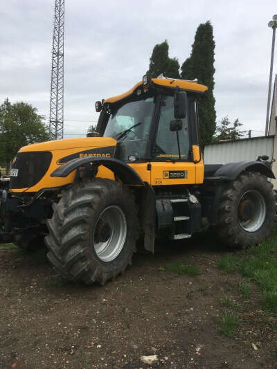 JCB Fastrac 3220 - Agro Landtechnik