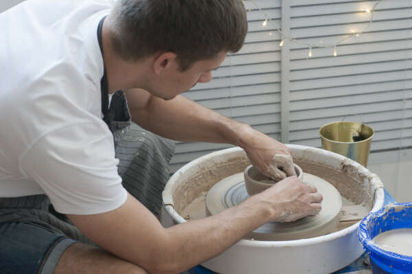 Гончарные курсы в Москве - школа керамики VOLNA Ceramics