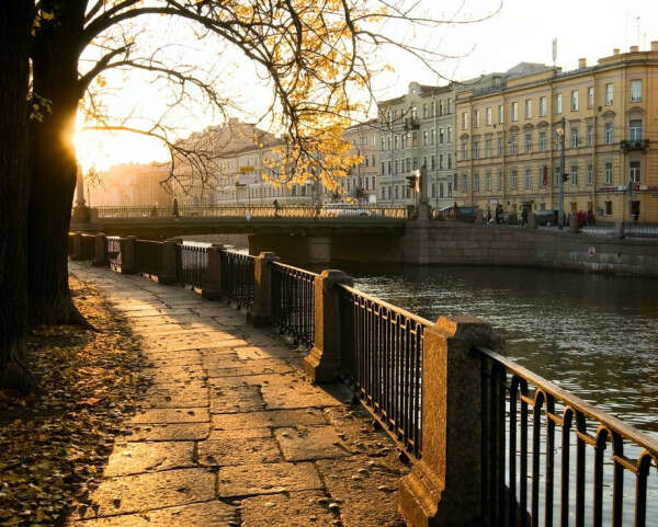 Приобрести недвижимость в Санкт-Петербурге