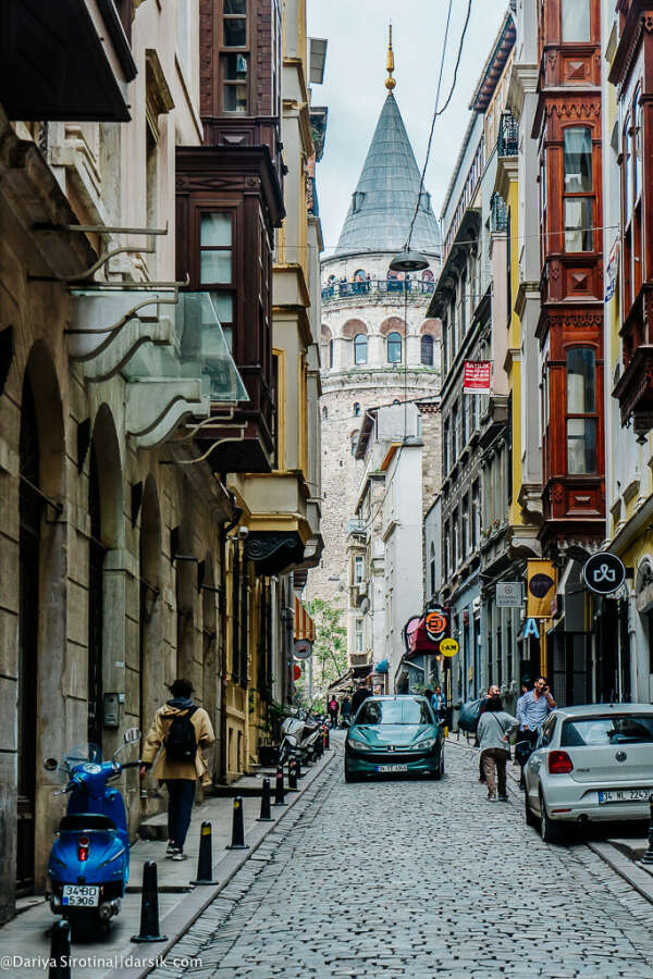 Съездить в Стамбул, в Турцию